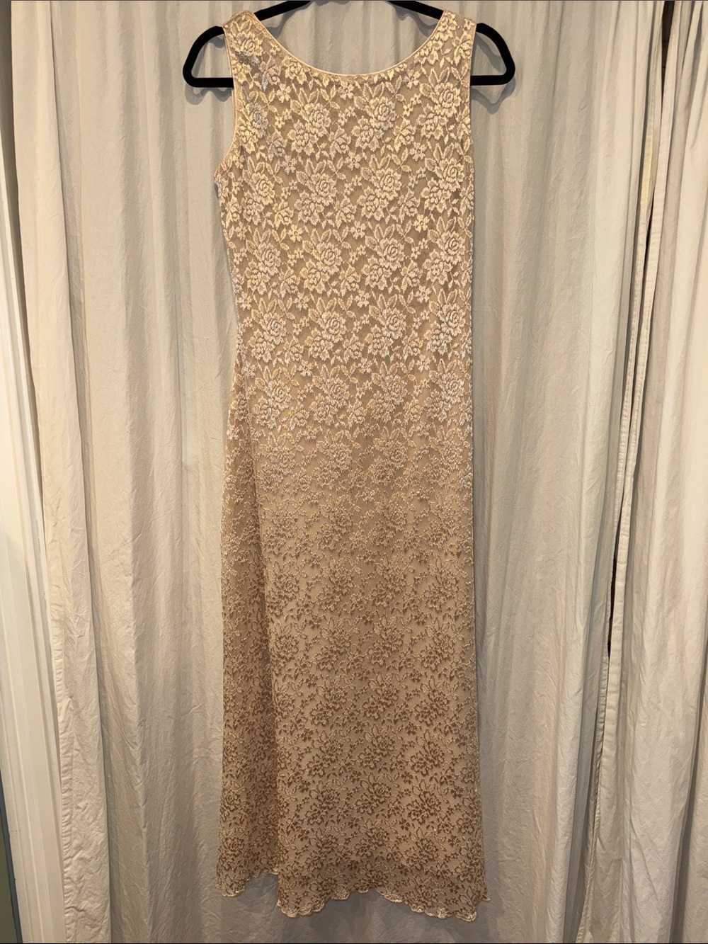 Vintage Elegant Lace Maxi Dress in Champagne